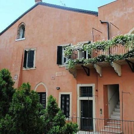 Abbraccio Di Verona Exterior foto